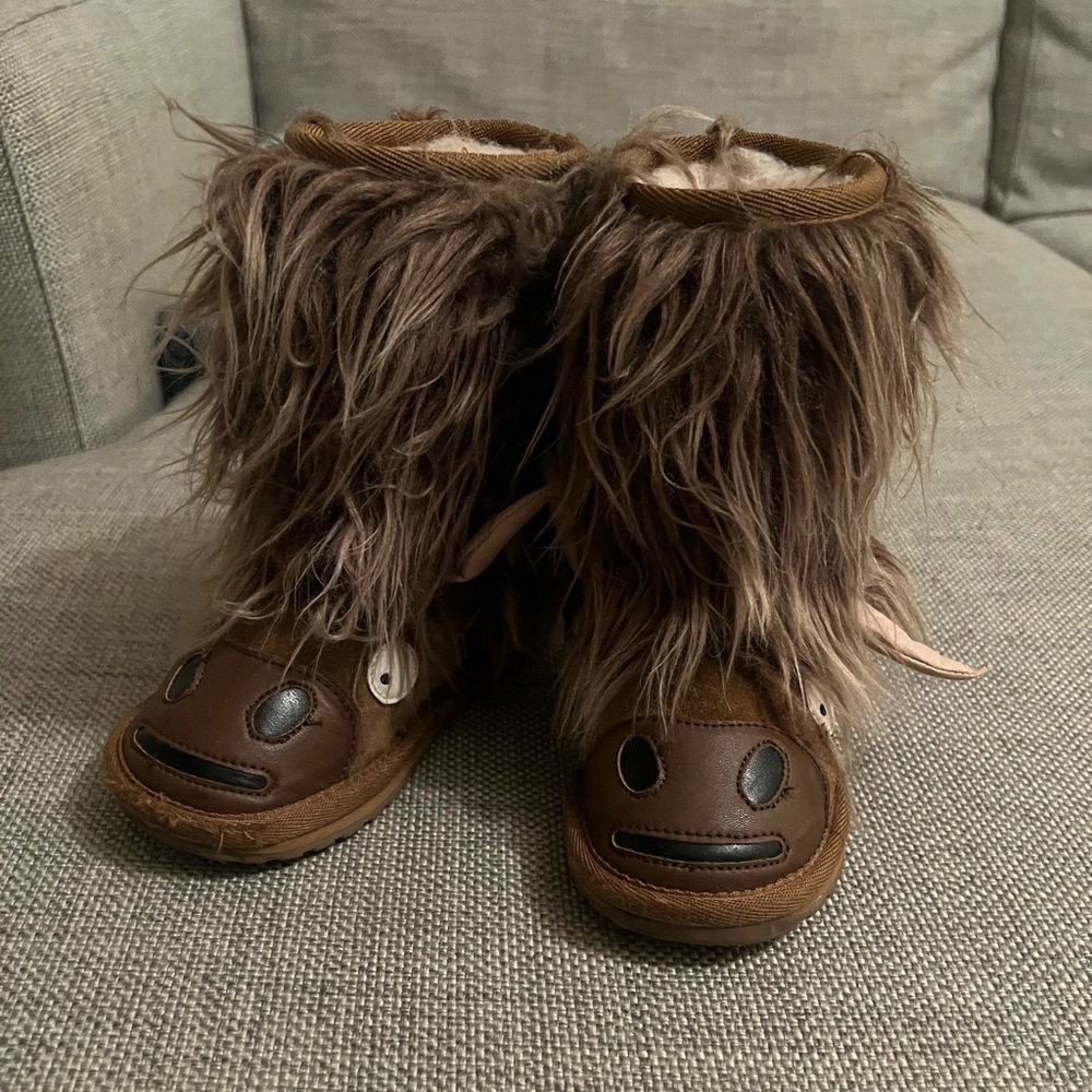 Emu Australia shoes for kids - size US - K9 (25/26)